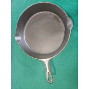 Griswold Large Block EPU No.9 Cast Iron Skillet, Pattern No. 710.